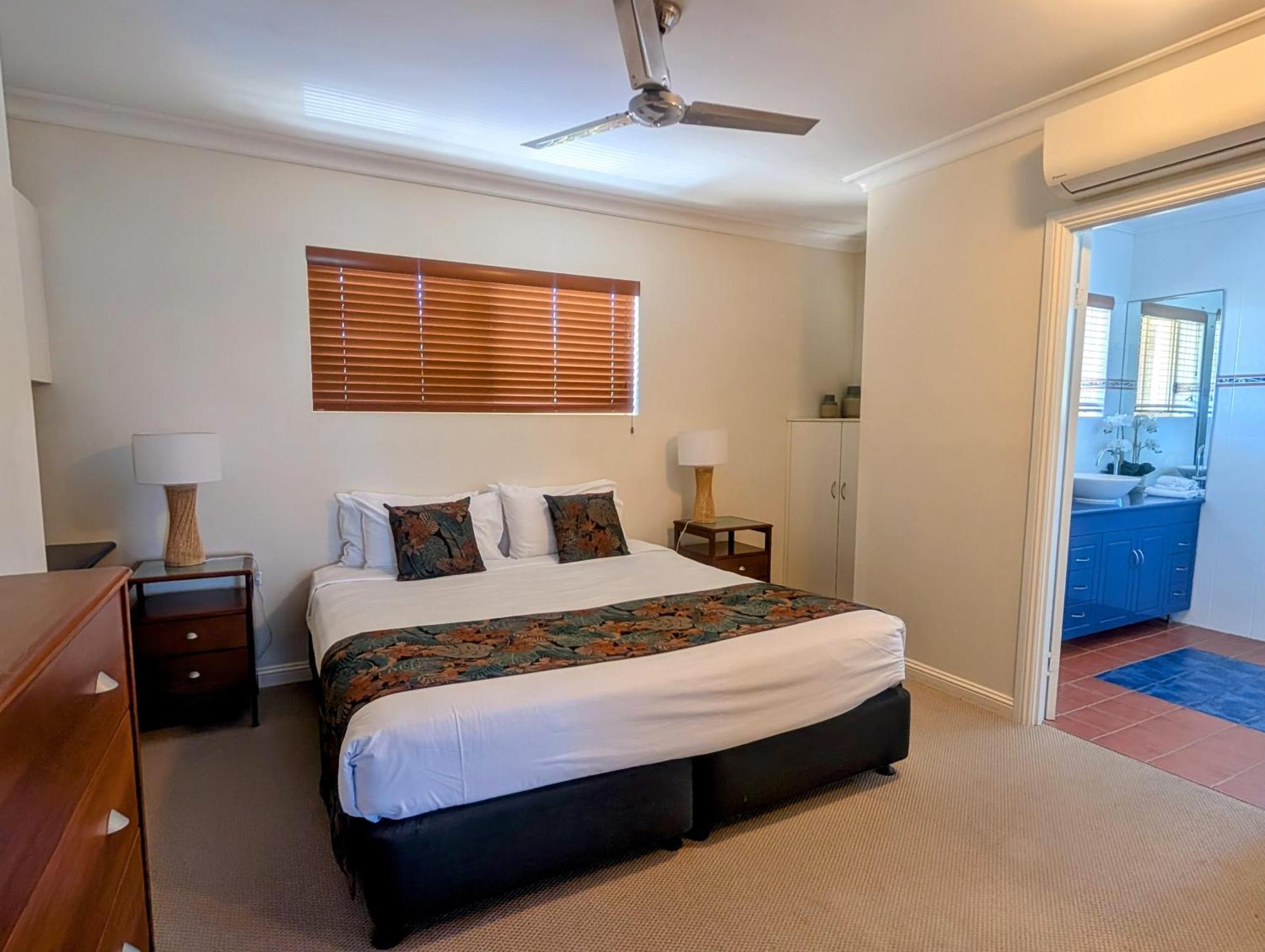 Rose Bay Resort Μπόουεν Εξωτερικό φωτογραφία