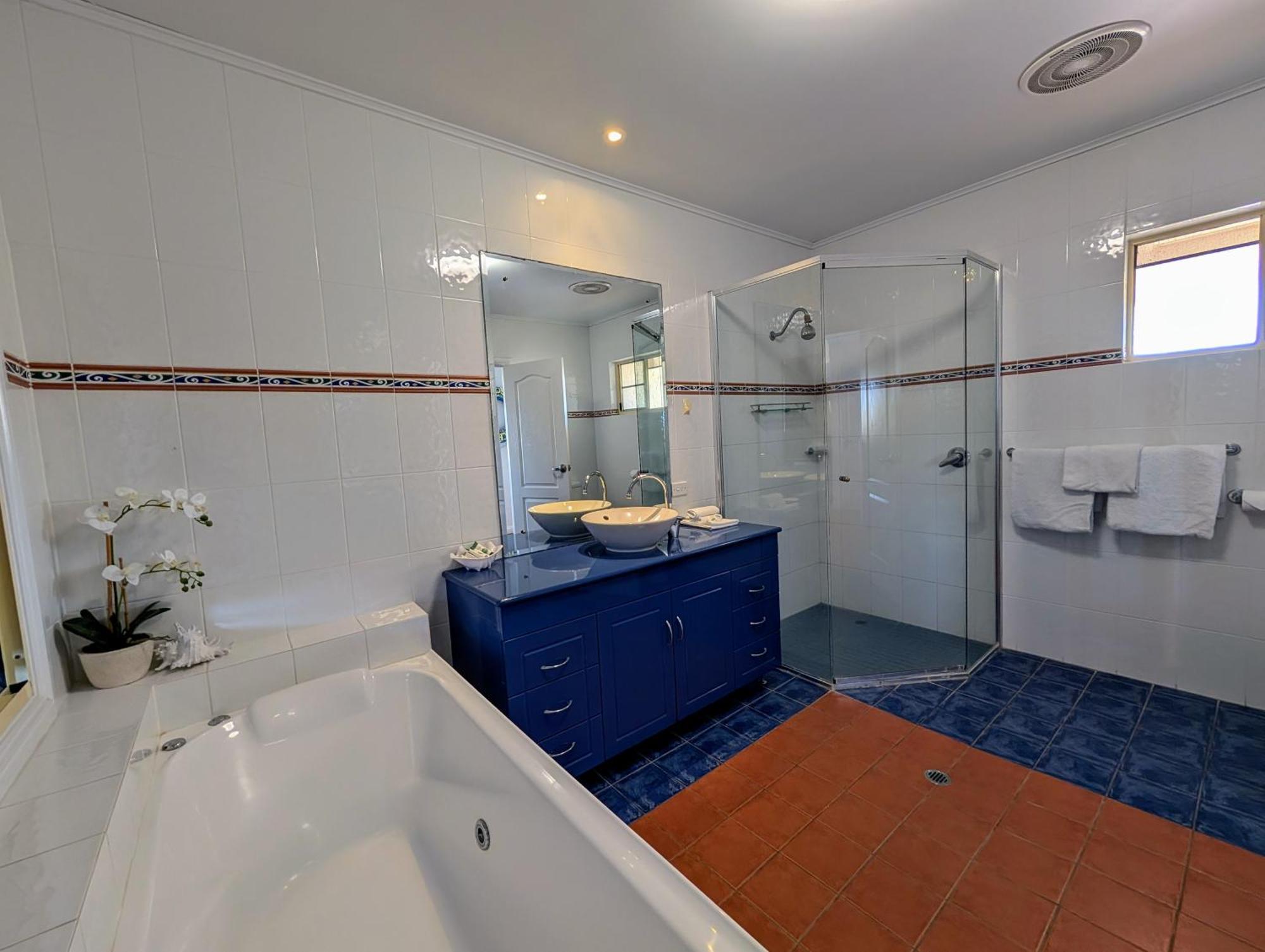 Rose Bay Resort Μπόουεν Εξωτερικό φωτογραφία