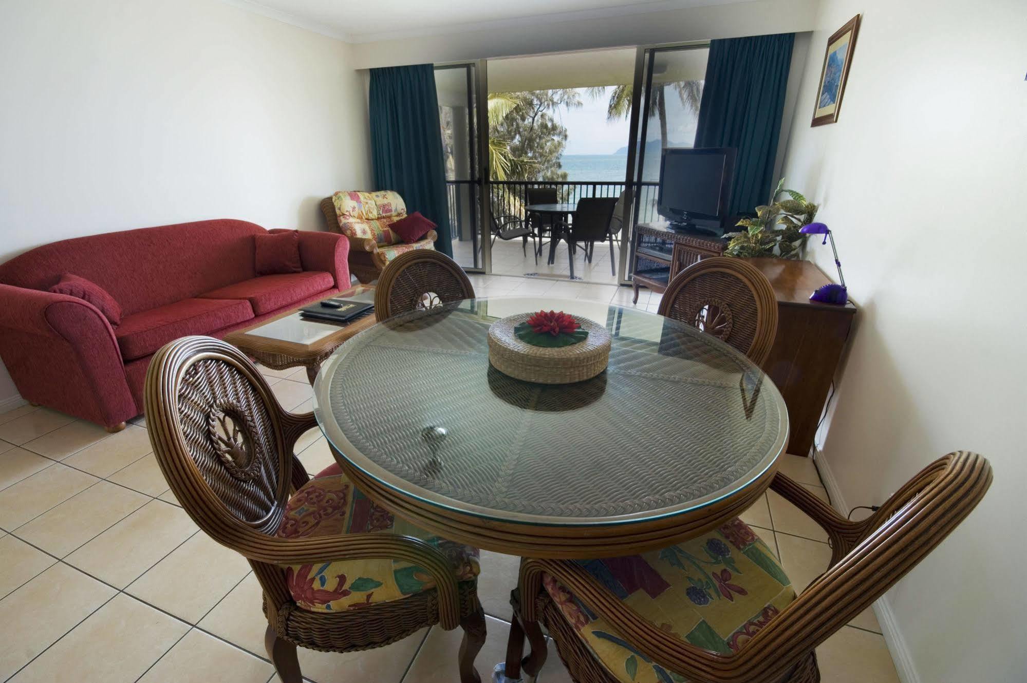 Rose Bay Resort Μπόουεν Εξωτερικό φωτογραφία