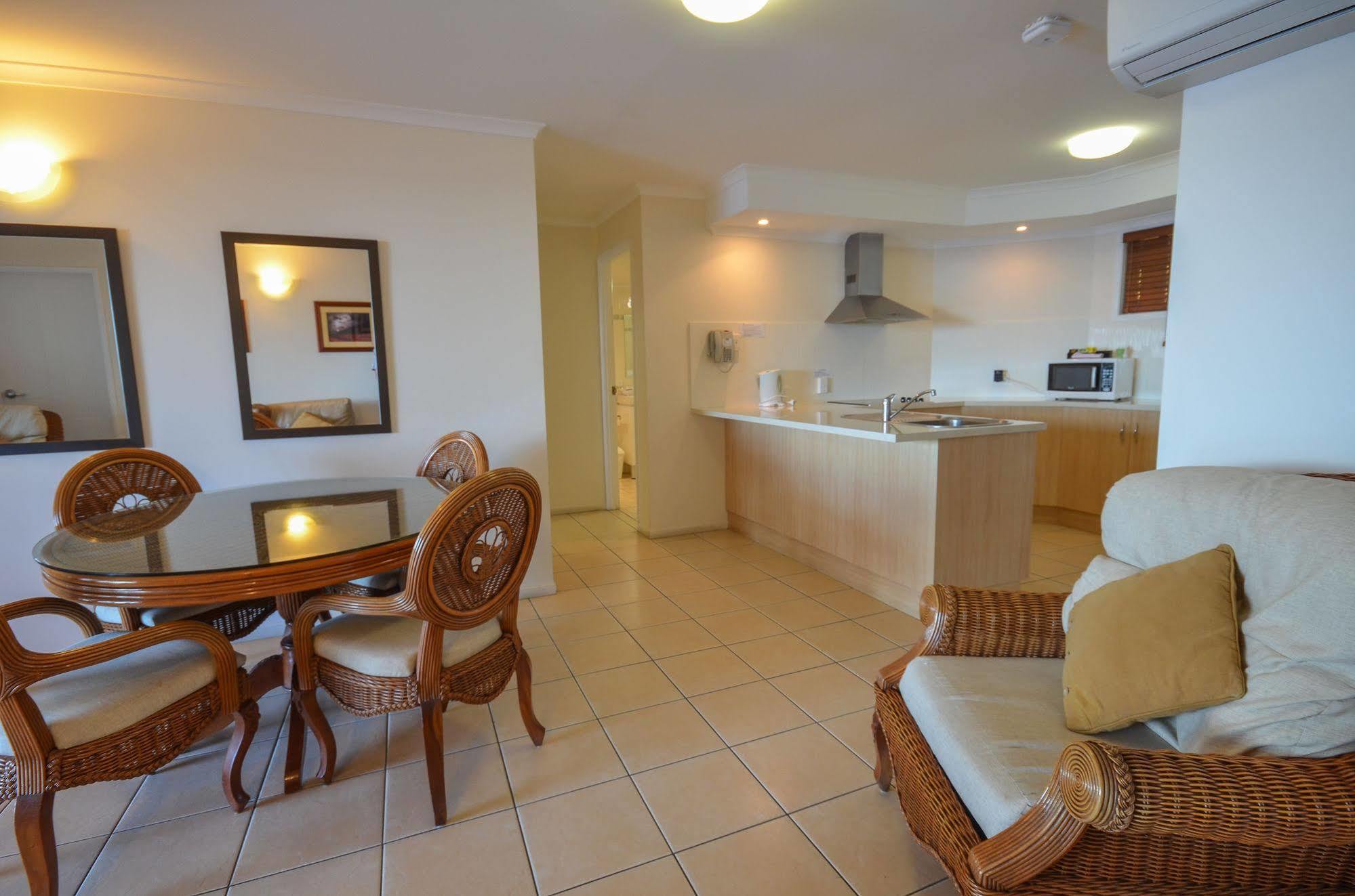 Rose Bay Resort Μπόουεν Εξωτερικό φωτογραφία