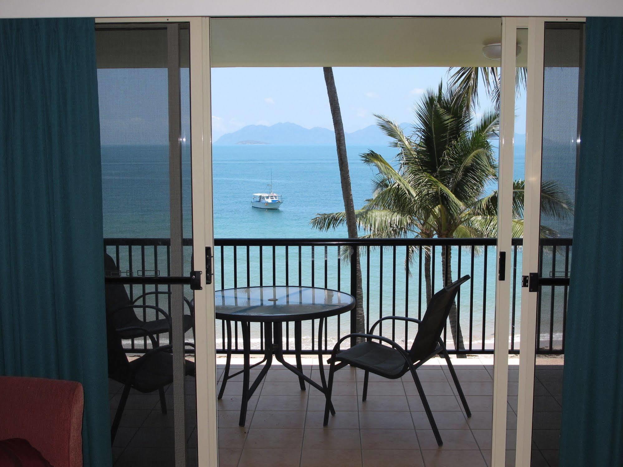 Rose Bay Resort Μπόουεν Εξωτερικό φωτογραφία